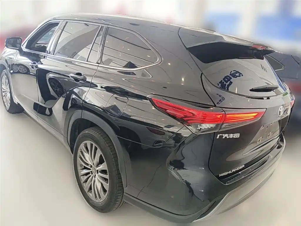 Toyota Highlander 2022 380T 4WD Premium 7-Seater фото 9