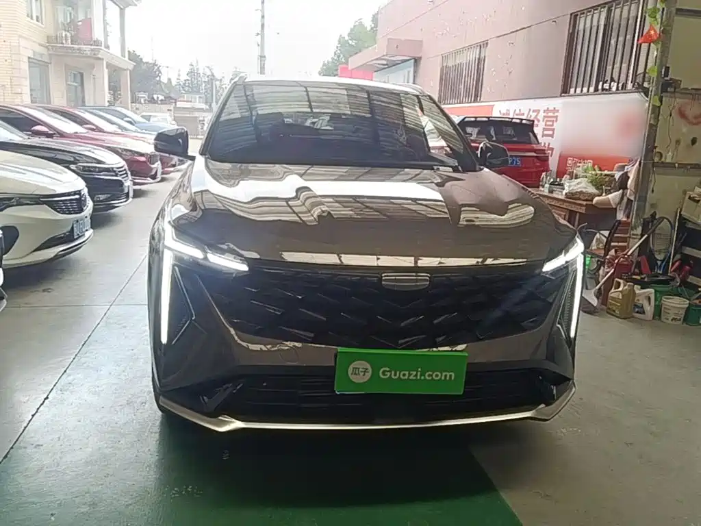 Фото 3 - Geely Atlas