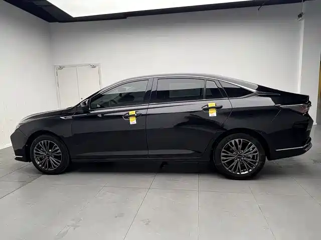 Dongfeng Aeolus Yixuan MAX 2023 2023 1.5T Super Dad Edition