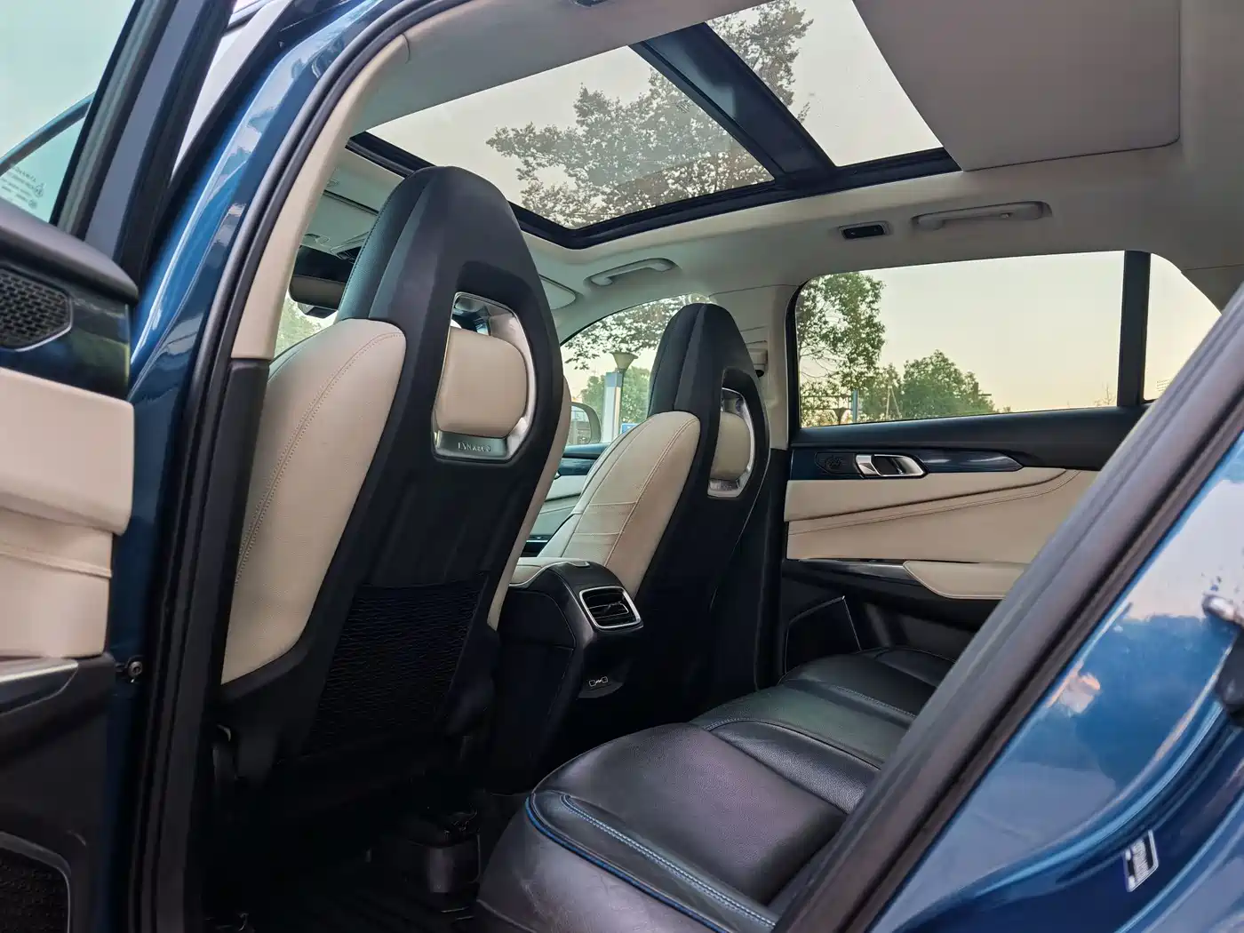 Lynk & Co 01 2019 2.0T 2WD Pro Edition China V фото 11