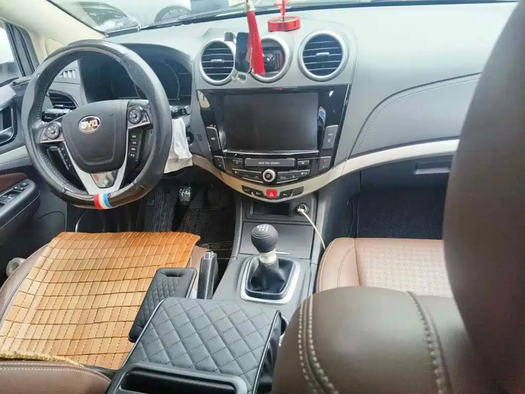 BYD S7 2017 2016 1.5T Manual Premium Model