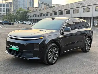 Li Auto L6