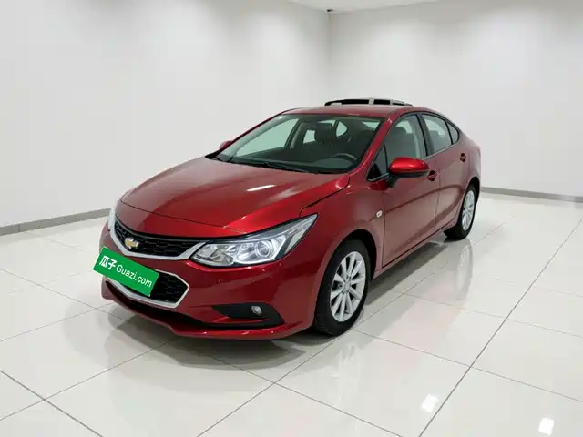 Chevrolet Cruze 2018 320 Automatic Pioneer Sunroof Edition