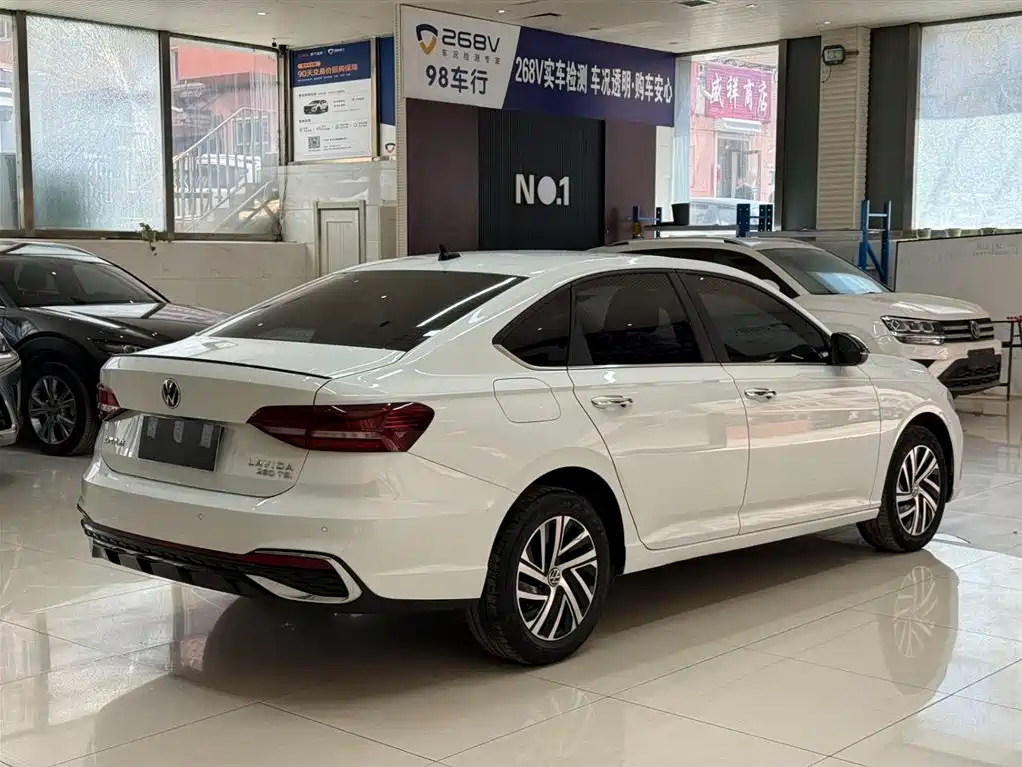 Volkswagen Lavida 2023 280TSI DSG Starlight Comfort Edition фото 4