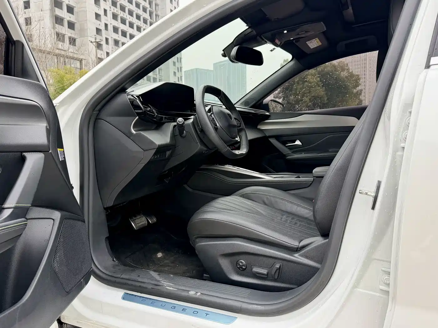 Peugeot 408X 2023 Charm Edition фото 11