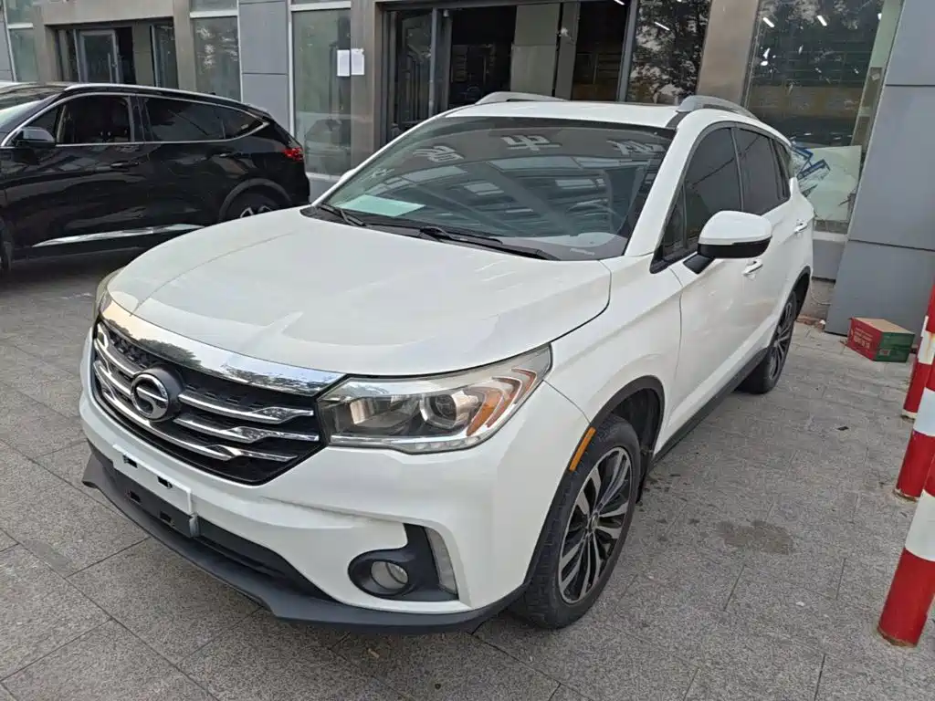 Фото 1 - GAC Trumpchi GS4