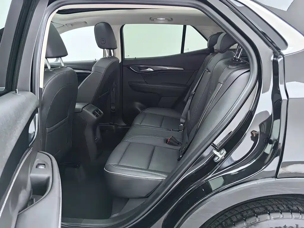 Фото 15 - Buick Envision S