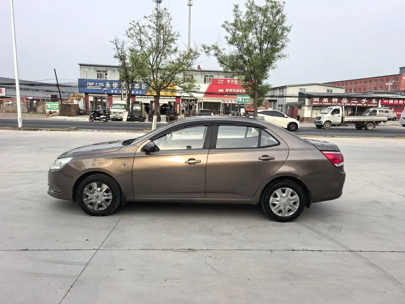 Photo 9 - Baojun 630