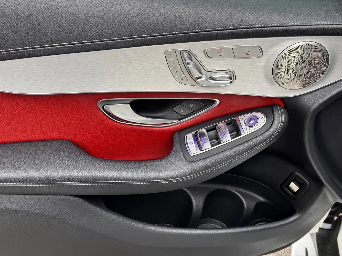 Mercedes-Benz GLC 2020 Facelift GLC 300 L 4MATIC Dynamic фото 8