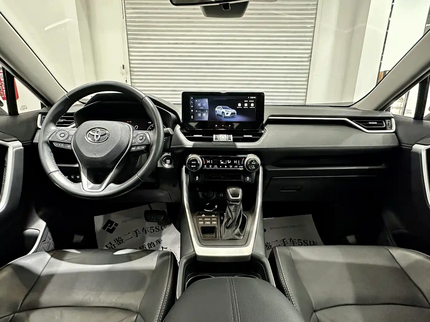 Toyota Wildlander 2023 2.0L CVT AWD Luxury PLUS фото 19