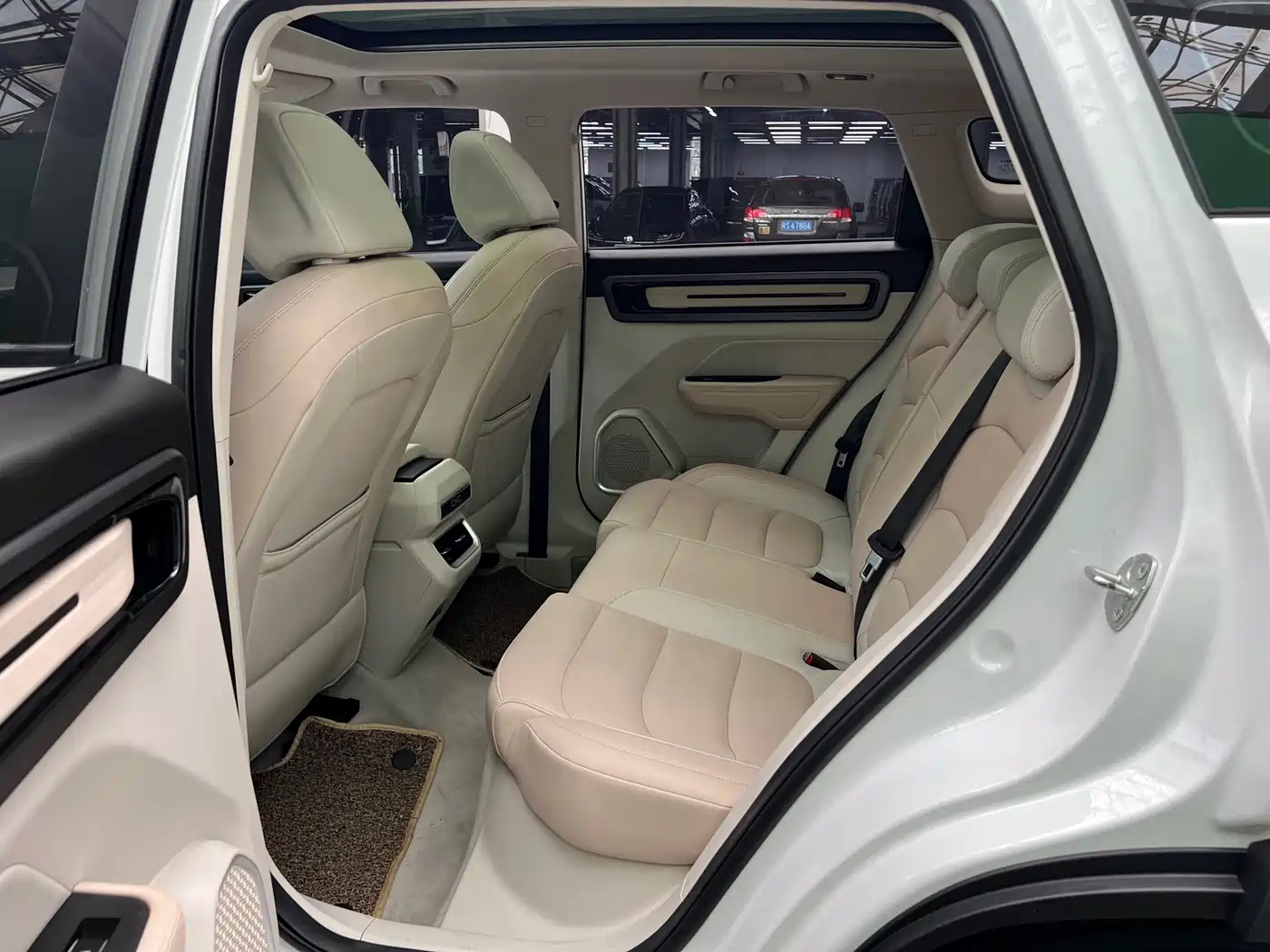 Geely ICON 2022 2023 Model 1.5TD Chocolate Deluxe Edition