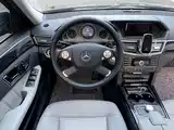Фото 11 - Mercedes-Benz E-Class