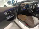 Фото 21 - Mercedes-Benz EQE
