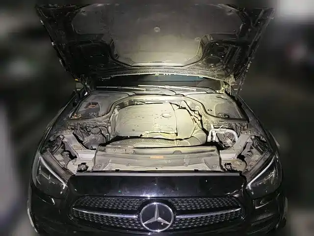 Mercedes-Benz E-Class 2022 Facelift E 260 L Sport — фото 3
