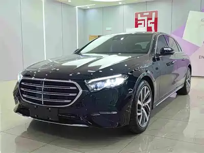 Mercedes-Benz E