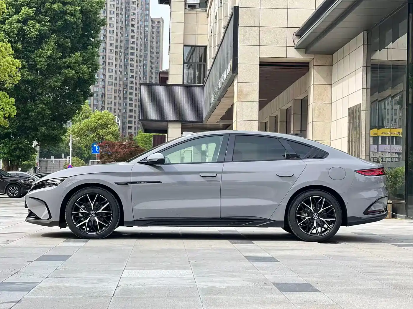 BYD Han 2025 DM-i Smart Driving Edition 125KM LiDAR Flagship фото 7