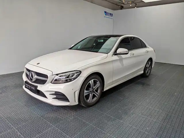 Mercedes-Benz C-Class 2020