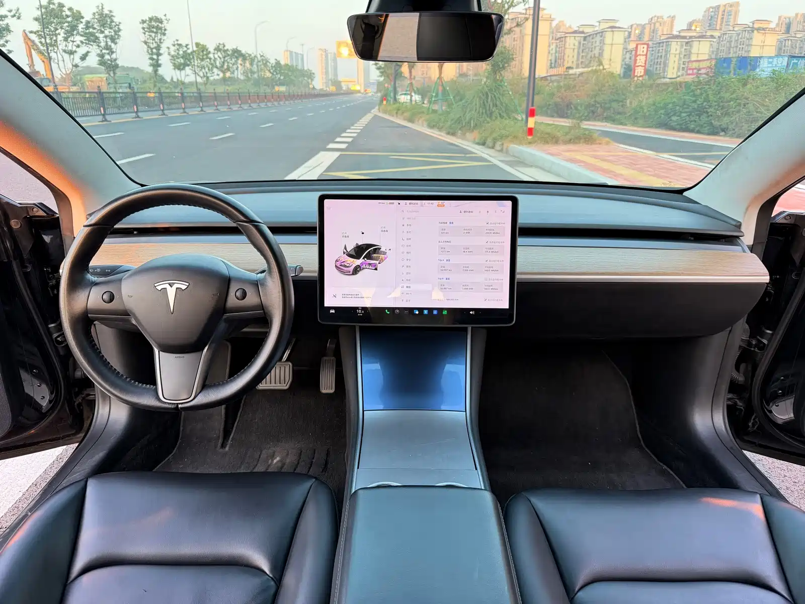 Фото 12 - Tesla Model 3
