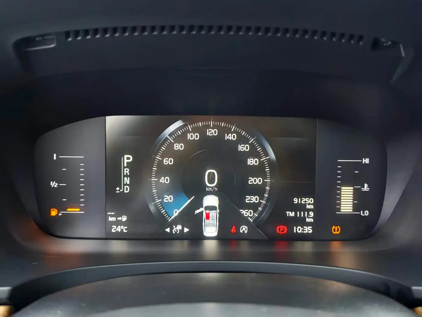Photo 7 - Volvo S90