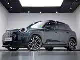 Фото 2 - MINI Aceman
