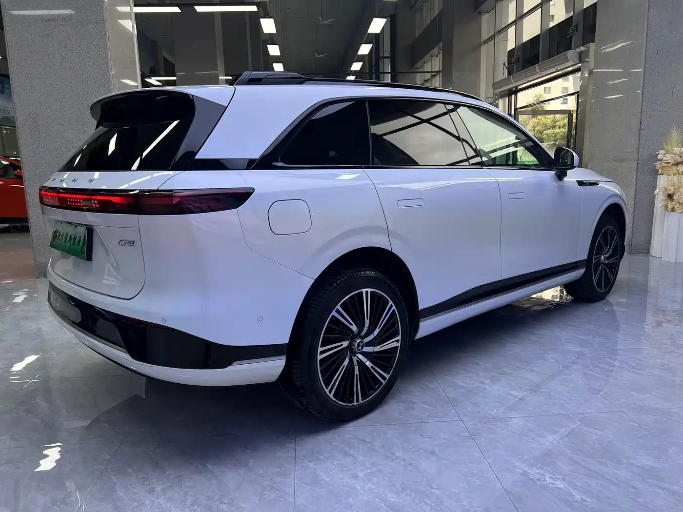 Фото 9 - XPeng G9