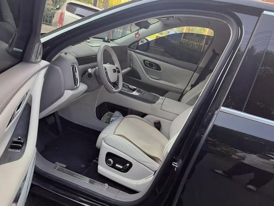Geely Galaxy Galaxy M9 2026 2025 Model 230km 2WD Explorer+ Edition