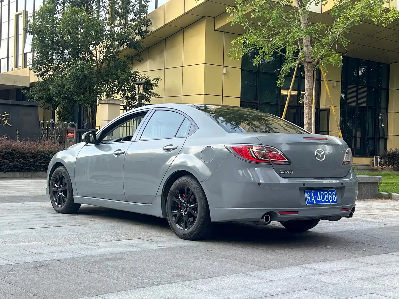 Mazda Ruiyi 2011 2011 Model 2.0L Auto Elite