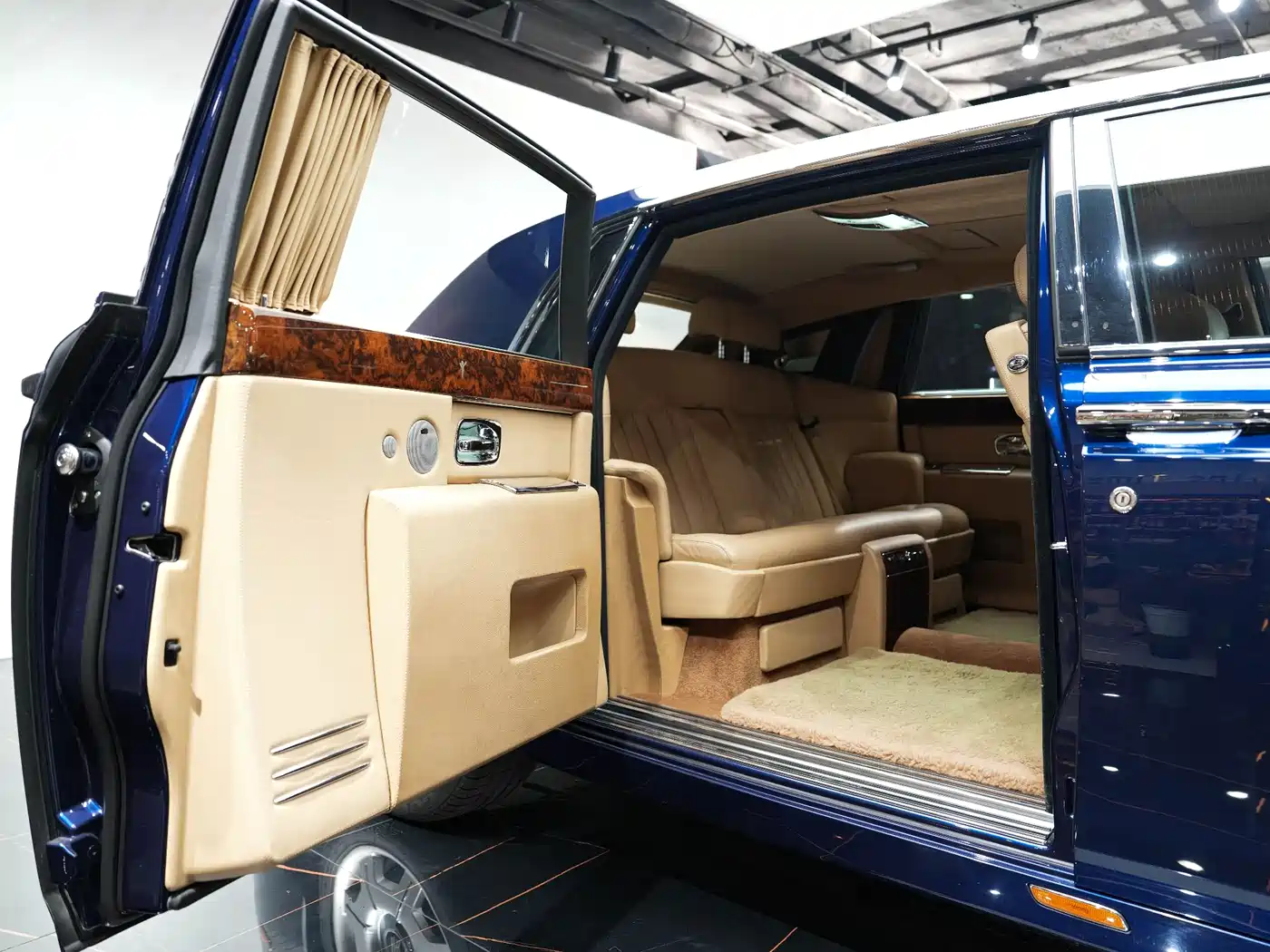 Rolls-Royce Phantom 2008 2006 6.7L Extended Wheelbase EWB