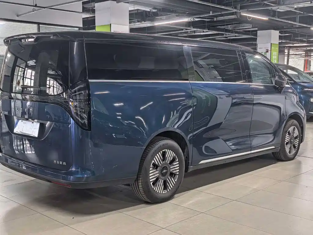 Geely Galaxy Yizhen L380 2025 2024 116kWh 6-Seater 2WD Pro