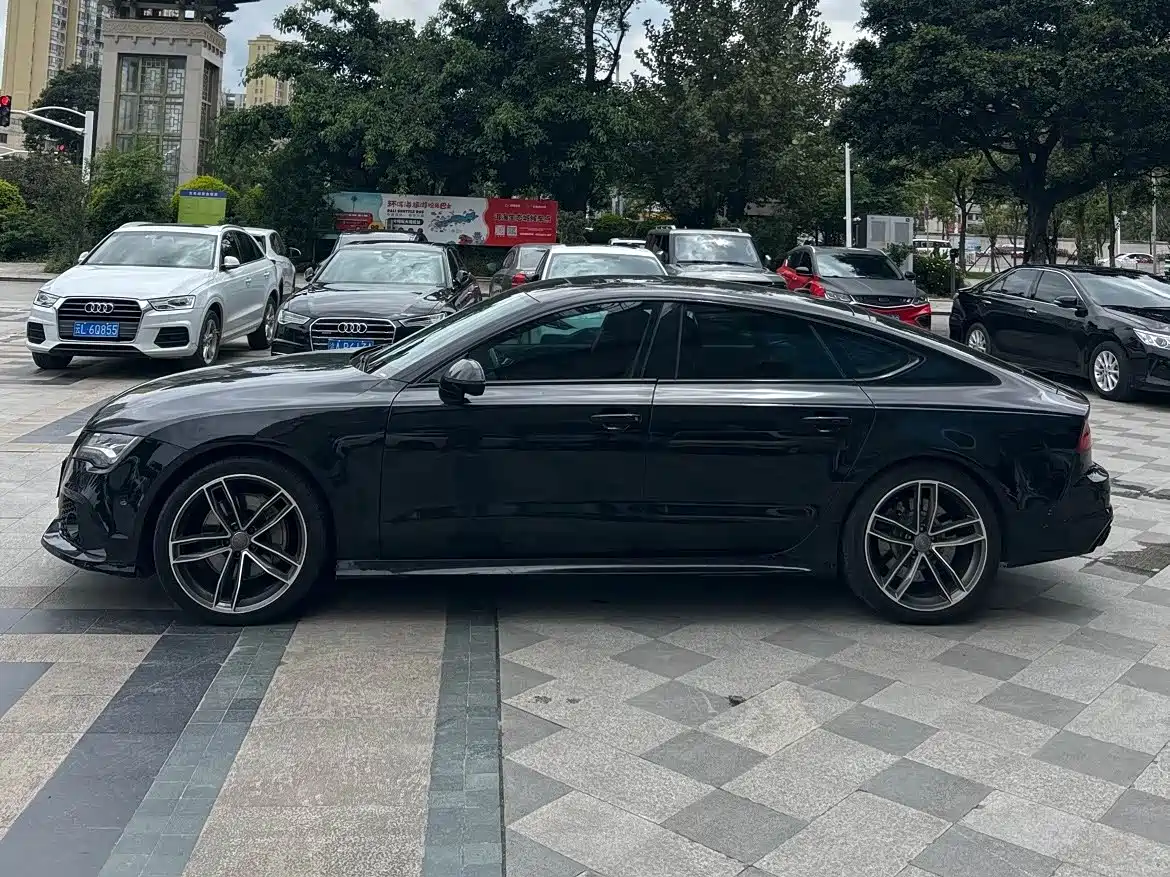 Audi A7 2012 2012 3.0TFSI quattro Luxury Model