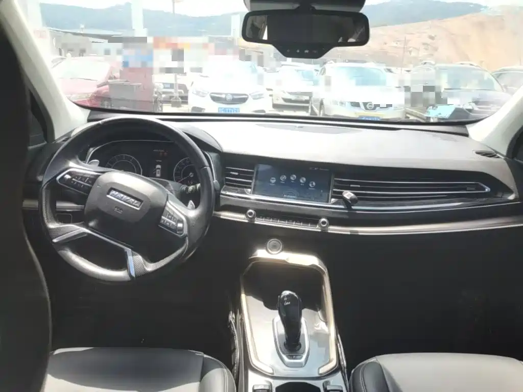 Фото 10 - Haval H6