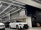 Фото 1 - Lexus IS