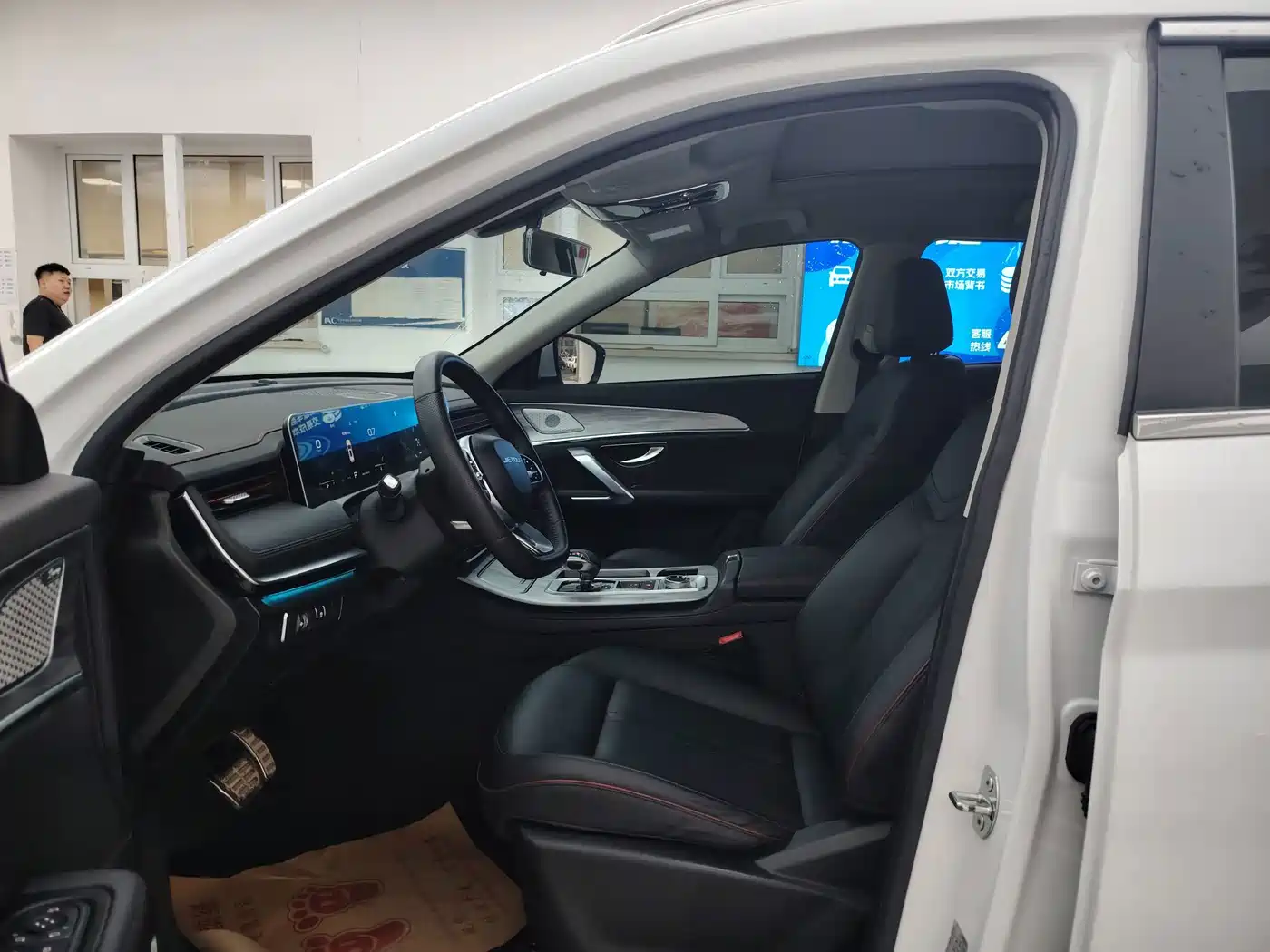 Jetour X70 PRO 2023 2023 Model 1.5T DCT Comfort 7-Seater