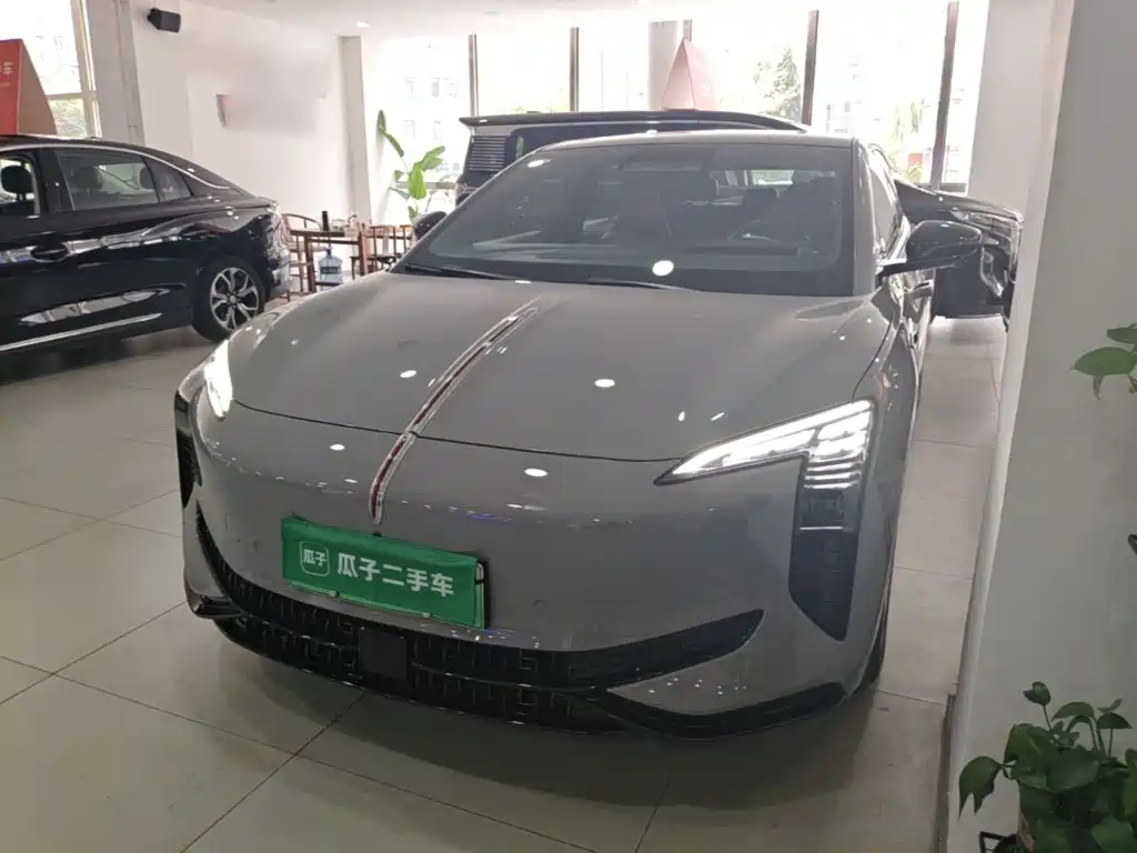 Hongqi EH7 2025 2025 640 AWD Smart Selection Edition
