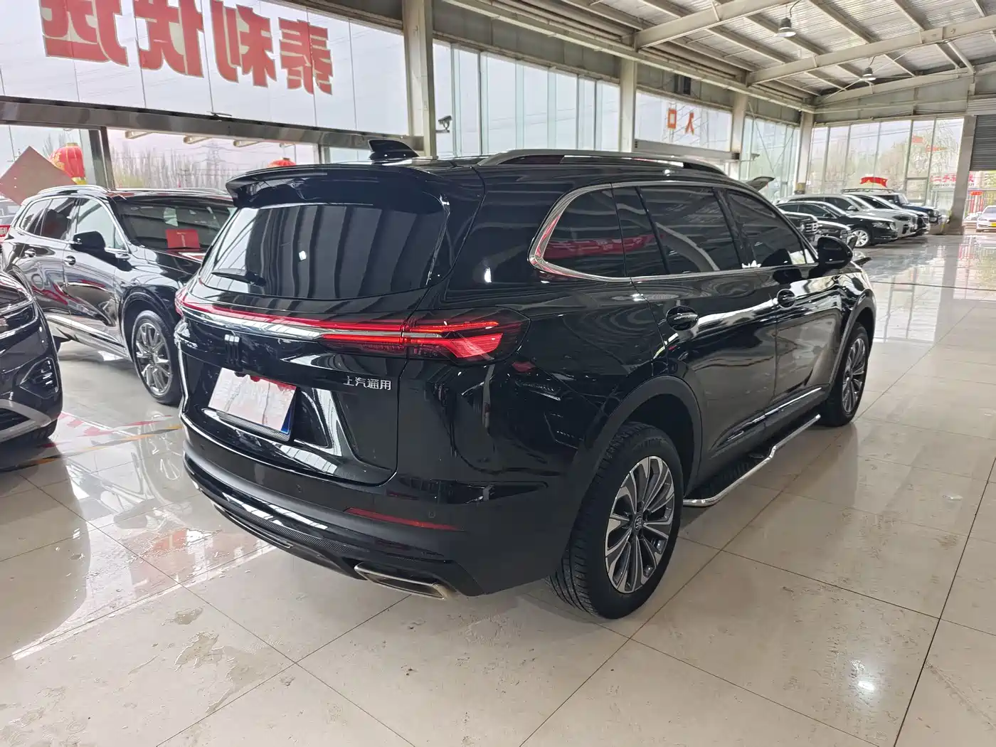Buick Envision Plus 2025 Enclave Plus 28T 2WD Platinum Edition фото 27
