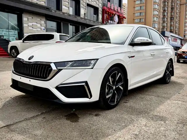 Škoda Octavia 2022 PRO TSI280 Premium Edition