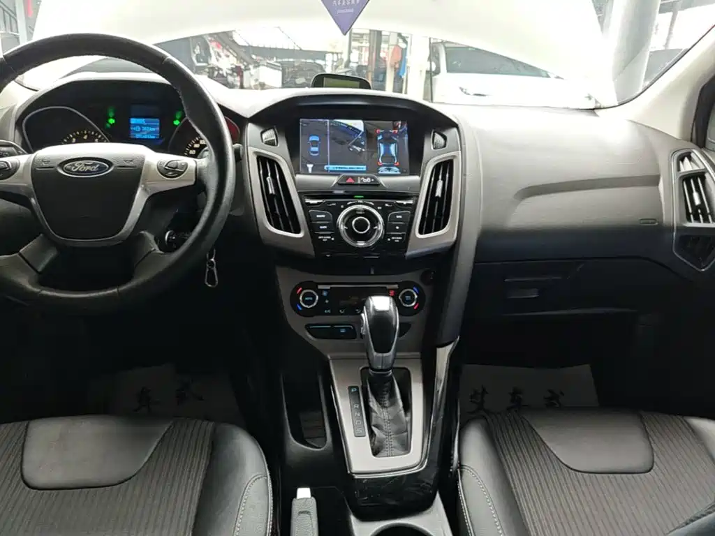 Ford Focus 2015 2012 Sedan 1.6L Automatic Trend