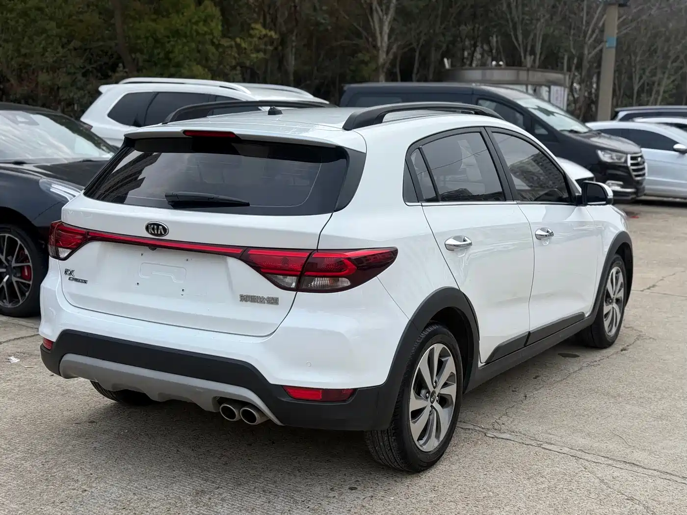 KIA KX CROSS