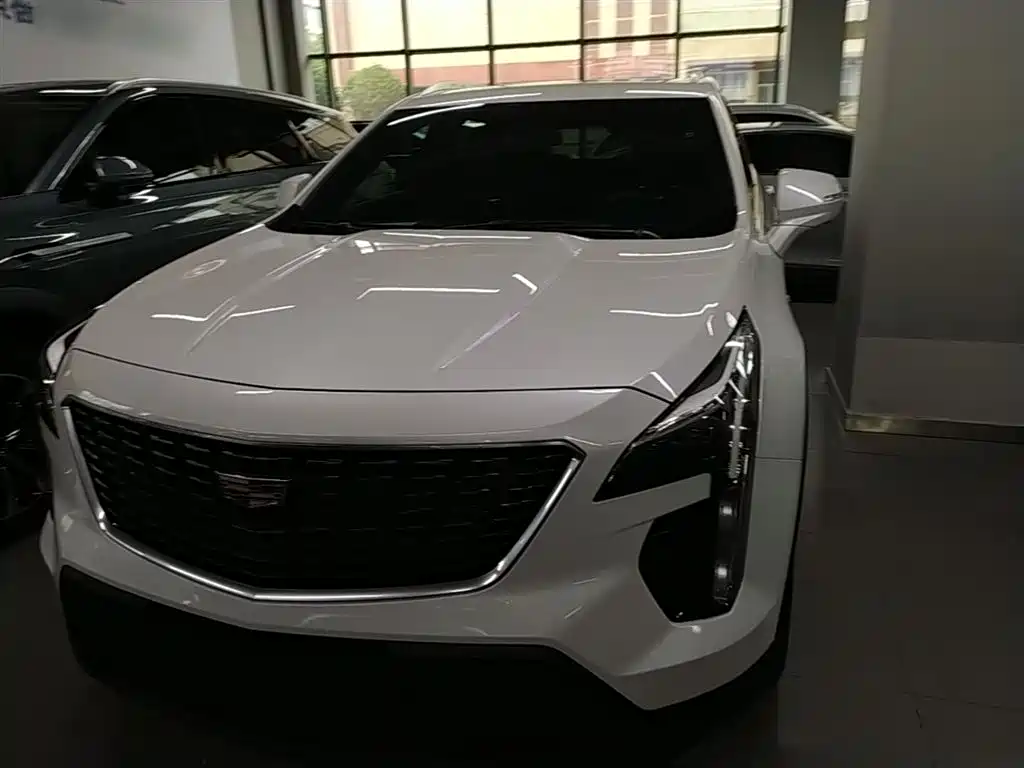 Cadillac XT4 2021 28T FWD Technology Edition фото 3