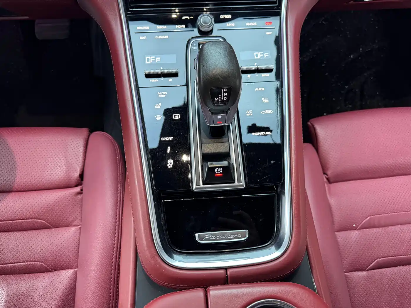 Porsche Panamera 2017 Panamera 3.0T фото 10