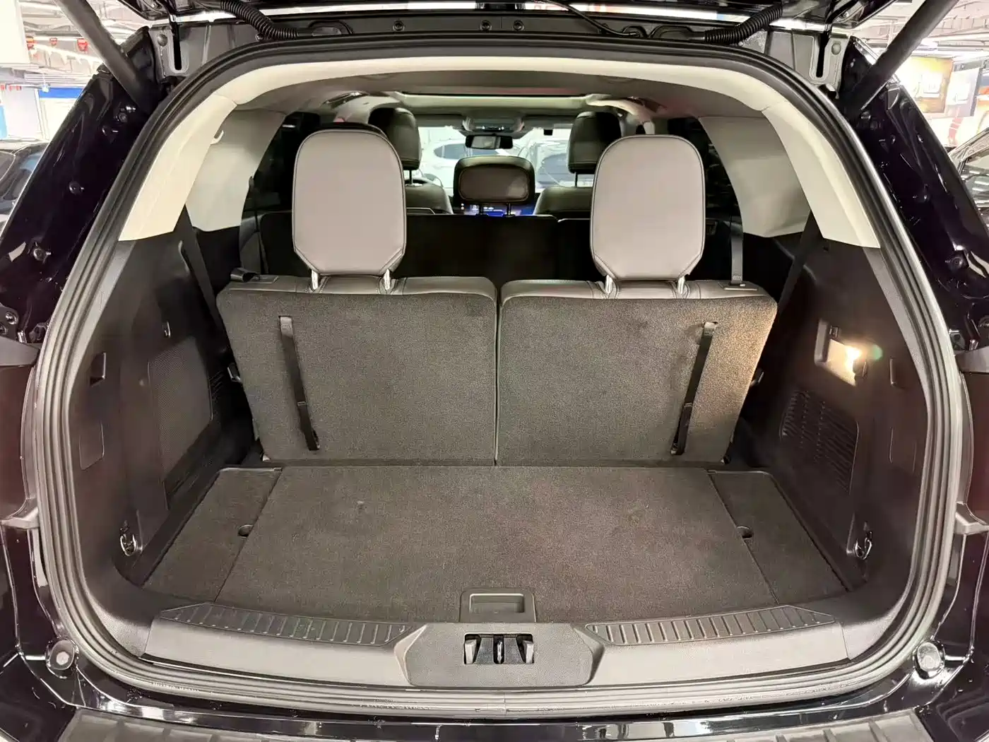 Ford Explorer 2025 2024 2.3T EcoBoost AWD Titanium Edition 7-Seater