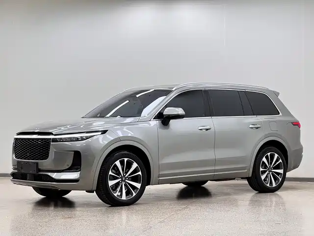 Li Auto ONE Последовательный гибрид, 6 мест
