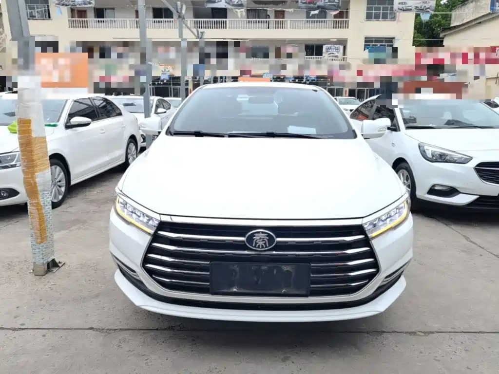 BYD Qin 2020 2019 1.5L Automatic Luxury Edition