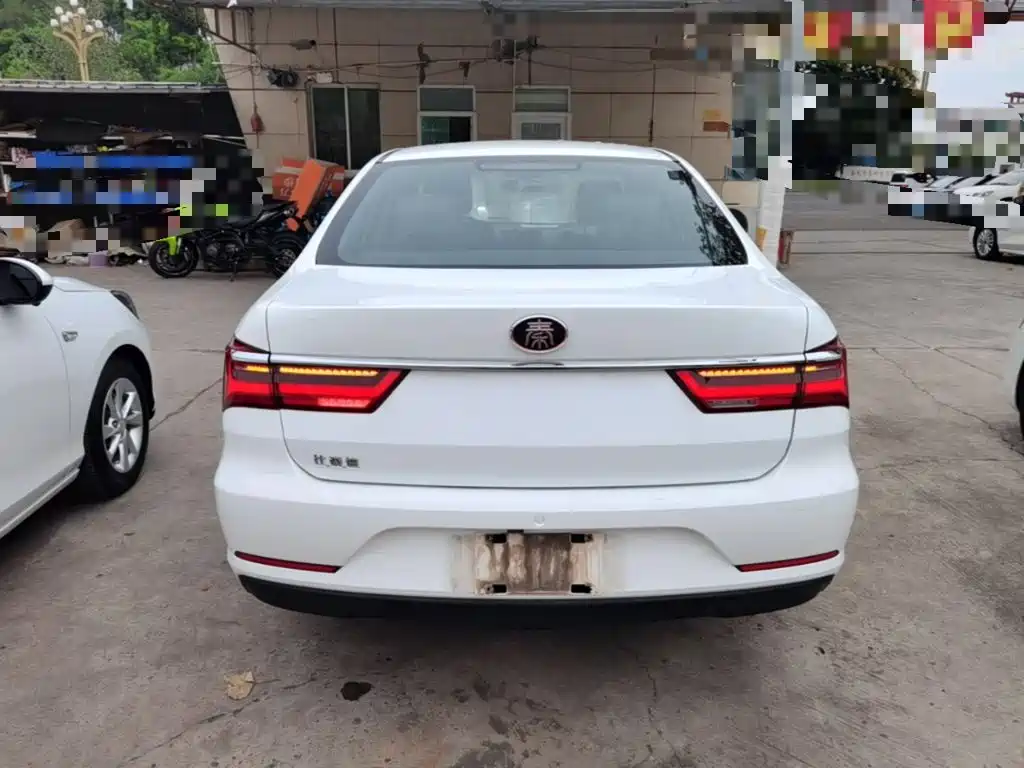 BYD Qin 2020 2019 1.5L Automatic Luxury Edition