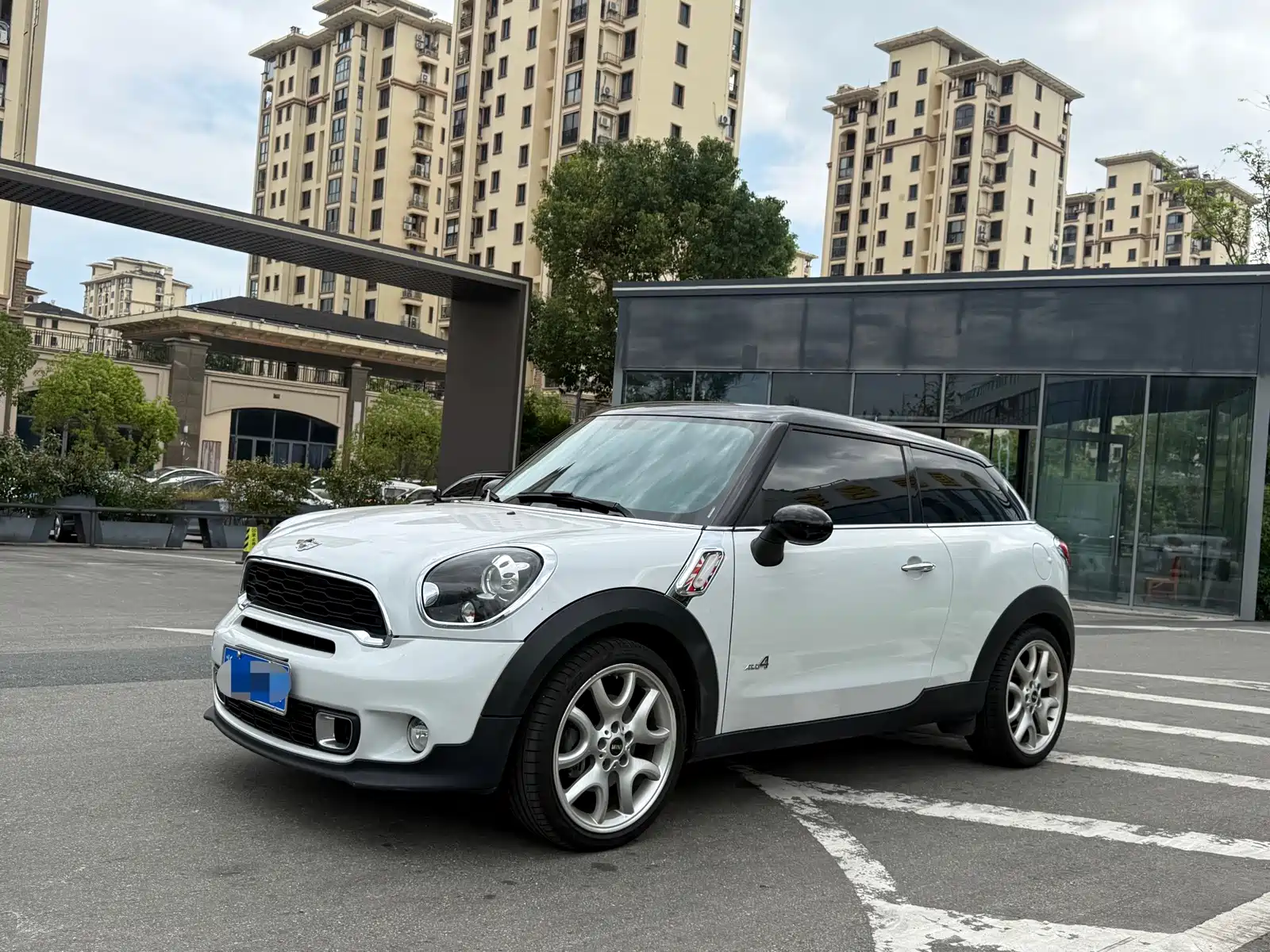 Фото 1 - MINI Paceman