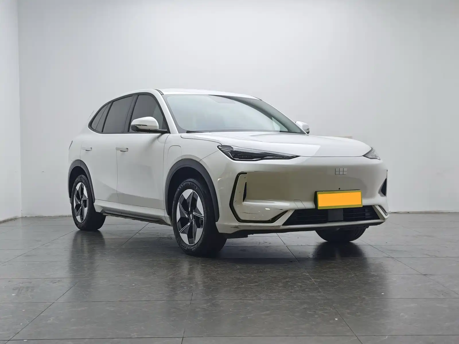 Фото 2 - Geely Galaxy Galaxy E5