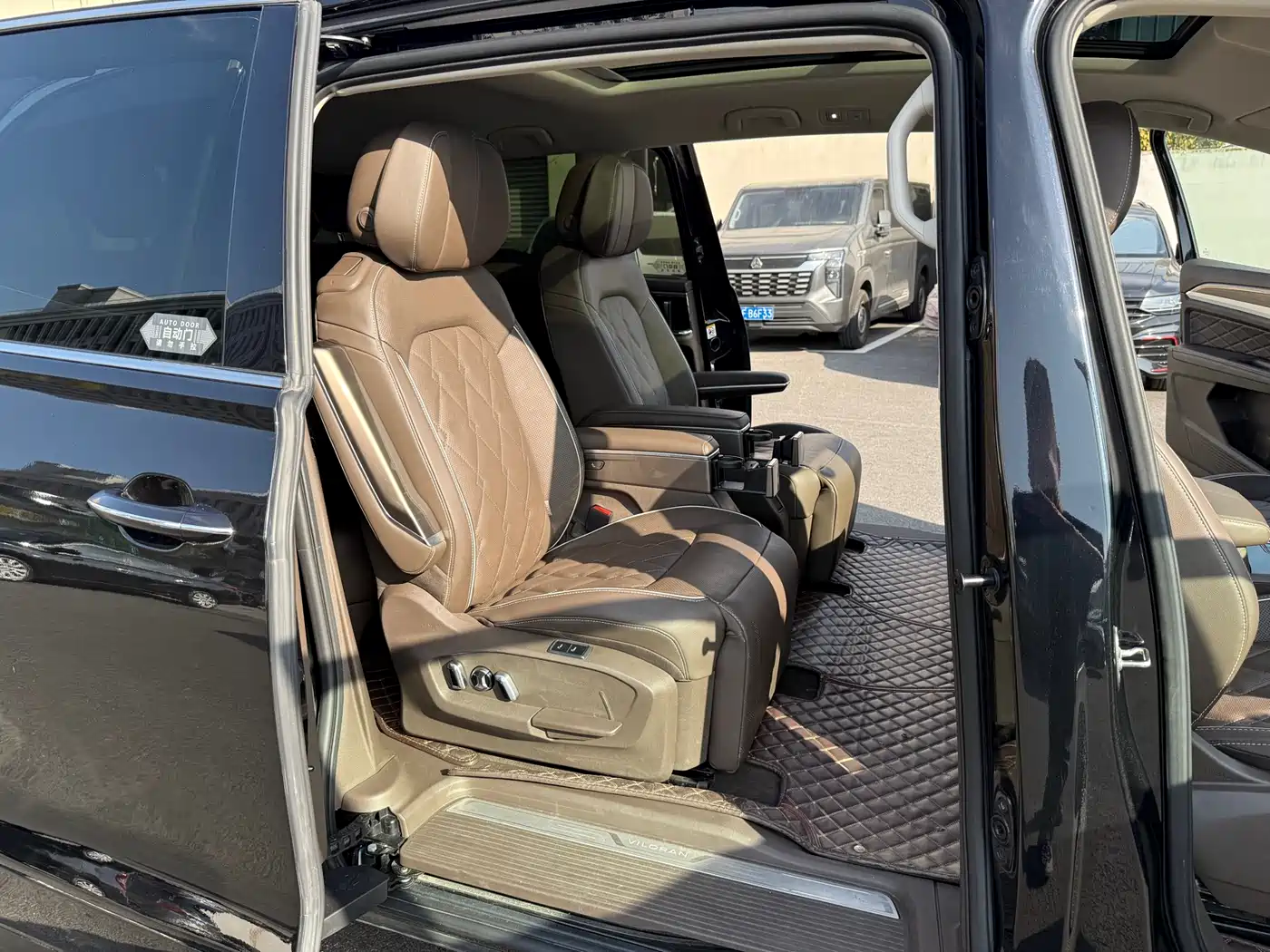 Volkswagen Viloran 2020 380TSI Flagship Edition фото 14