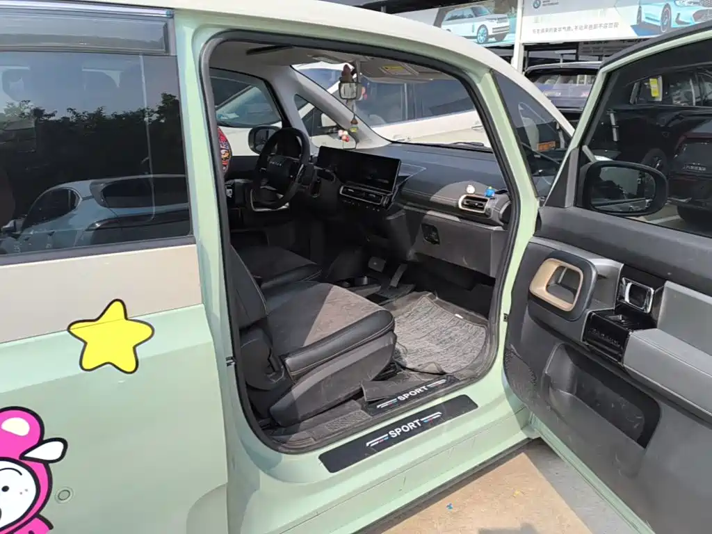 Baojun KiWi EV 2023 2022 Artist Lite Edition LFP