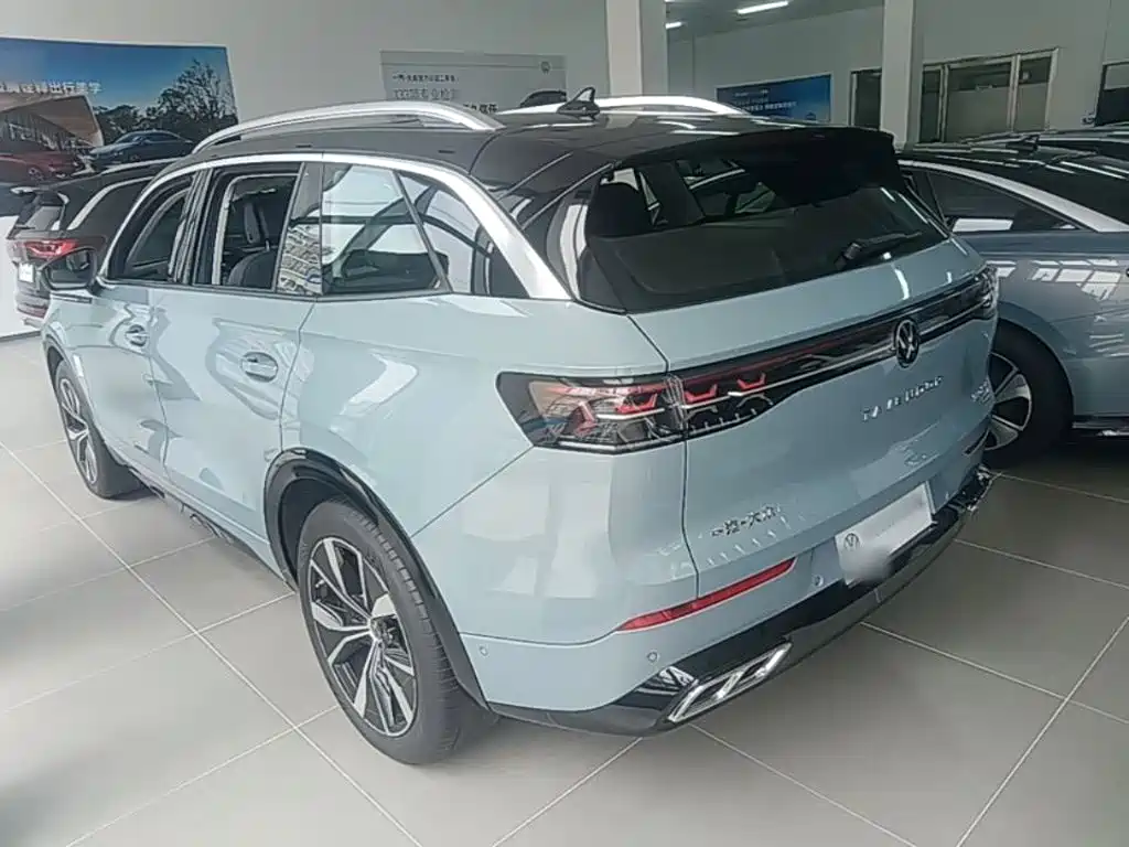 Volkswagen Talagon 2025 2024 380TSI 4WD R-Line Parade Shared Edition