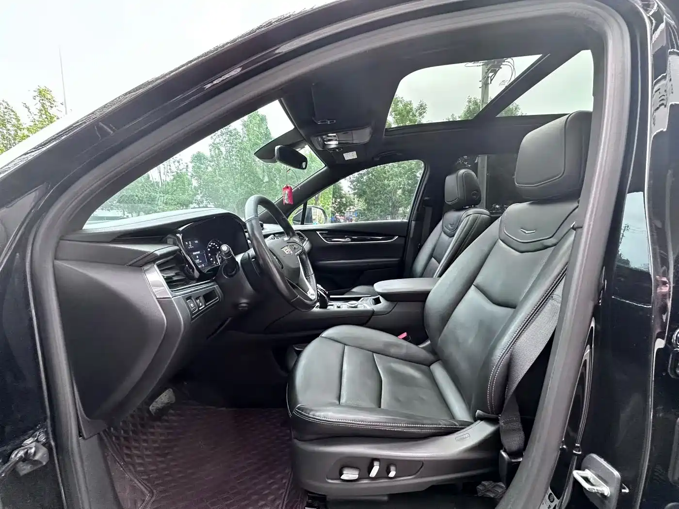 Cadillac XT6 2021 28T 6-Seater AWD Luxury Sport фото 7